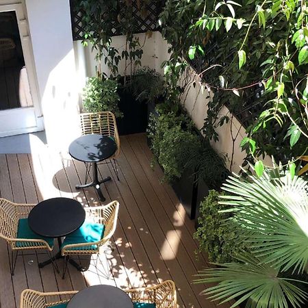 Hotel Apolonia Paris Montmartre; Sure Hotel Collection By Best Western Exterior photo